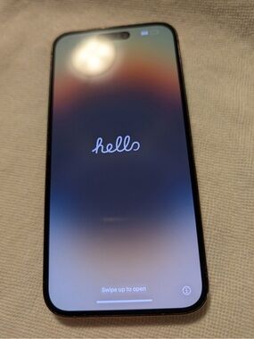 Pre-Owned White Titanium Apple iPhone 14 Pro Max - 256 GB